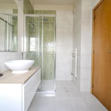 Maximus Design By House And People 아파트 브라가